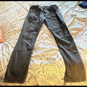 American Eagle Men’s Jeans / Color: Black Ripped / Size: 33 x 32 / Used